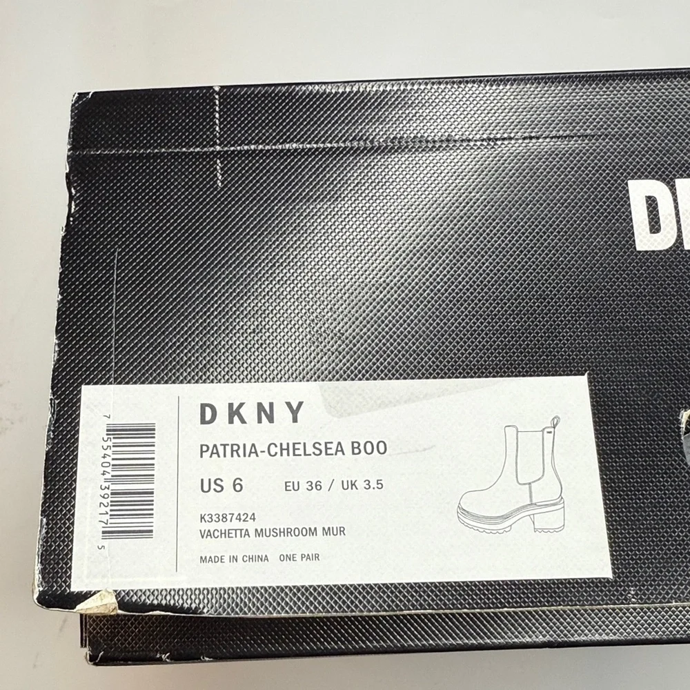 DKNY Women's Patria Pull-On Chelsea Booties- Size 6 - Picture 5 of 11